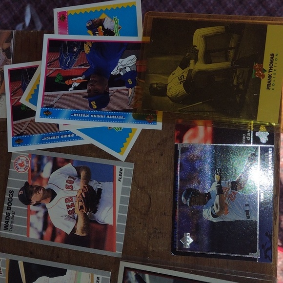 Assorted Baseball Trading Cards - Picture 2 of 7